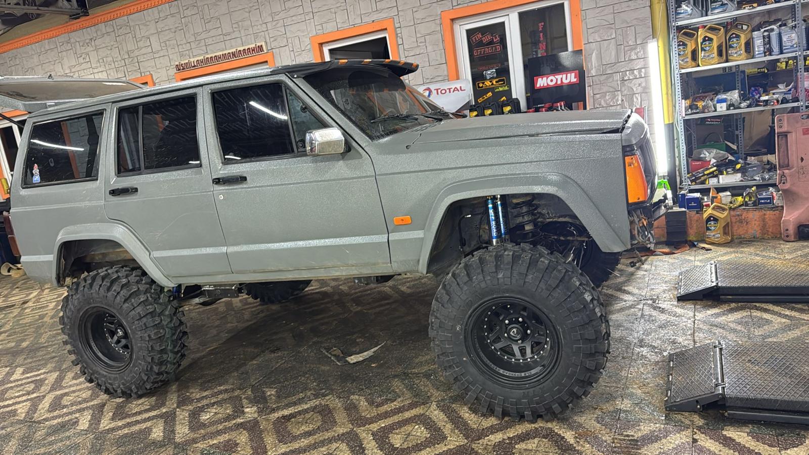 JEEP Cherokee XJ